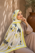 Série De Foulards À Motif Floral En Saphir Jaune