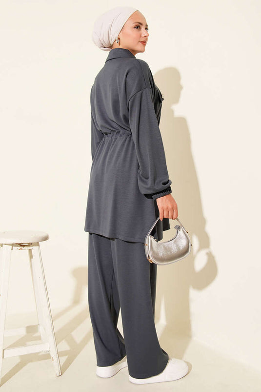 بدلة لويشا من قطعتين بسحاب وجيب وهمي، لون دخاني