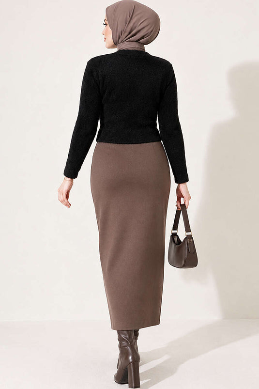 Black Buttoned Short Cardigan With Pockets