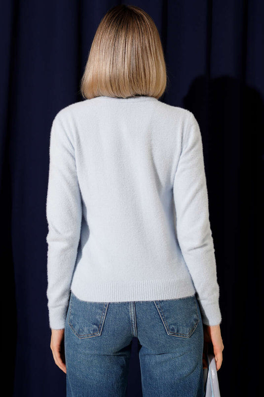 كنزة صوفية محبوكة بلحية، لون أزرق فاتح