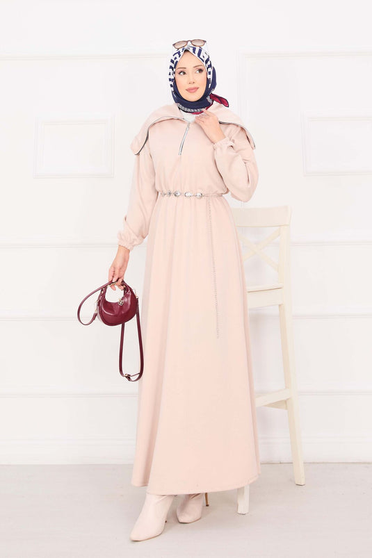 فستان حجاب بياقة شال، خصر مجمع، حزام سلسلة، لون حجري