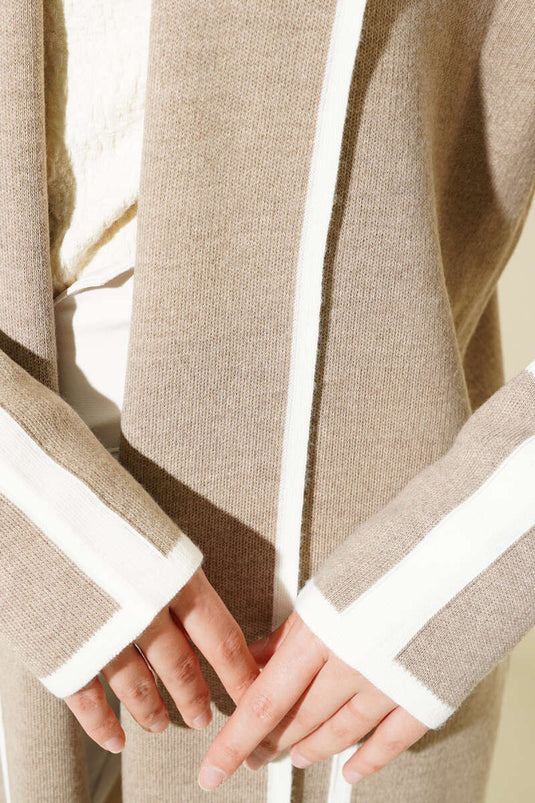 Strickjacke mit Schalkragen und Tasche Beige