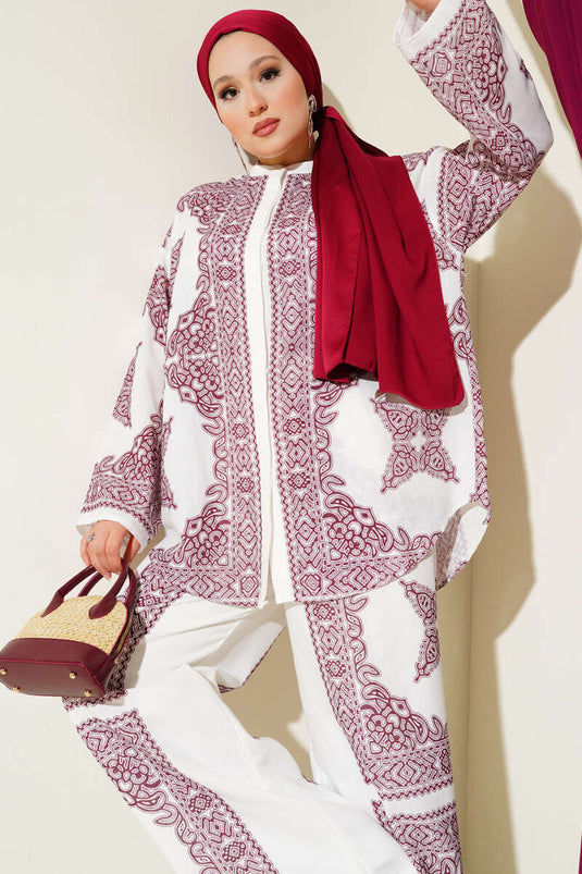 Loose-fitting patterned two-piece set in burgundy.