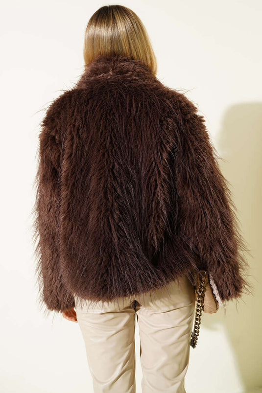 Cappotto ampio con dettagli in pelliccia, marrone.