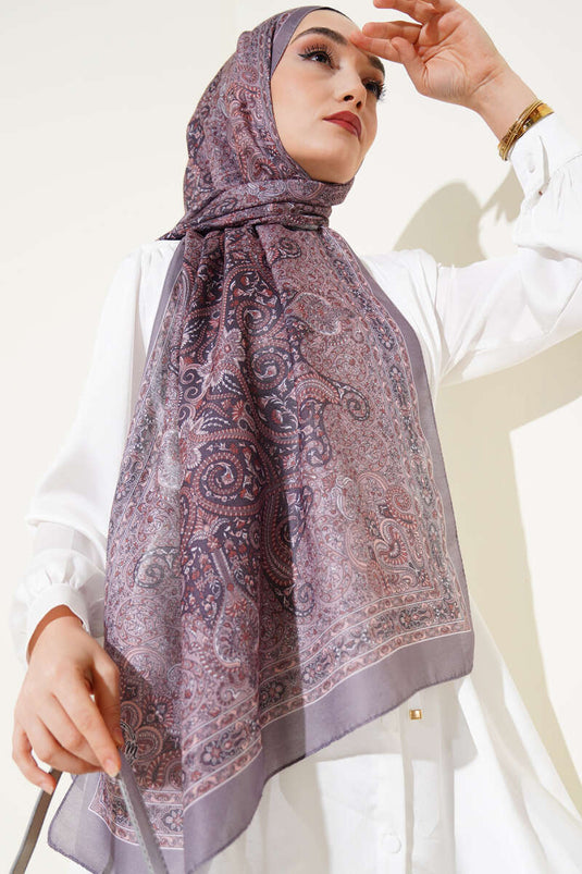 شال من فرو المنك بنقشة حلزونية ريترو