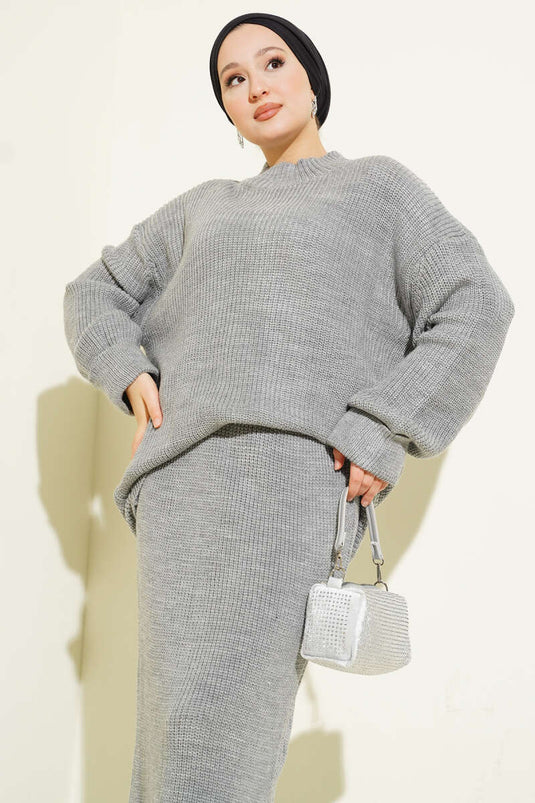 طقم ملابس محبوكة من قطعتين من سيلانيك، رمادي