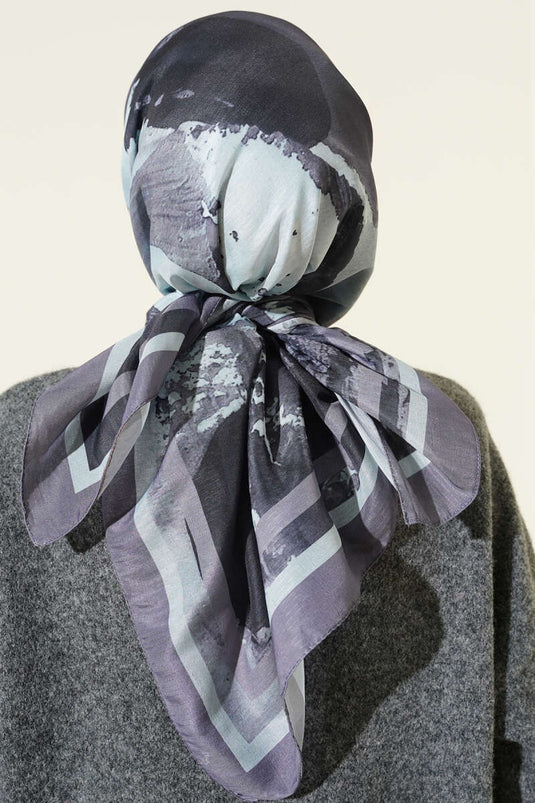Striped Gradient Pattern Detail Scarf Anthracite