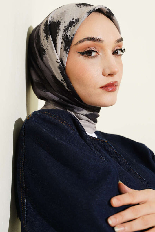 وشاح من البامبو بنقشة مخططة بلون بيج