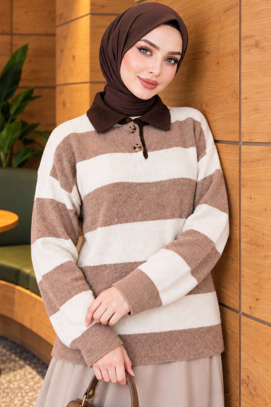 Pull En Maille À Rayures Et Boutons Beige