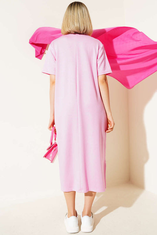 Robe midi rose à pierres éparpillées