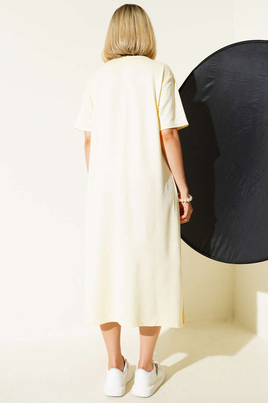 Robe midi jaune à pierres éparpillées