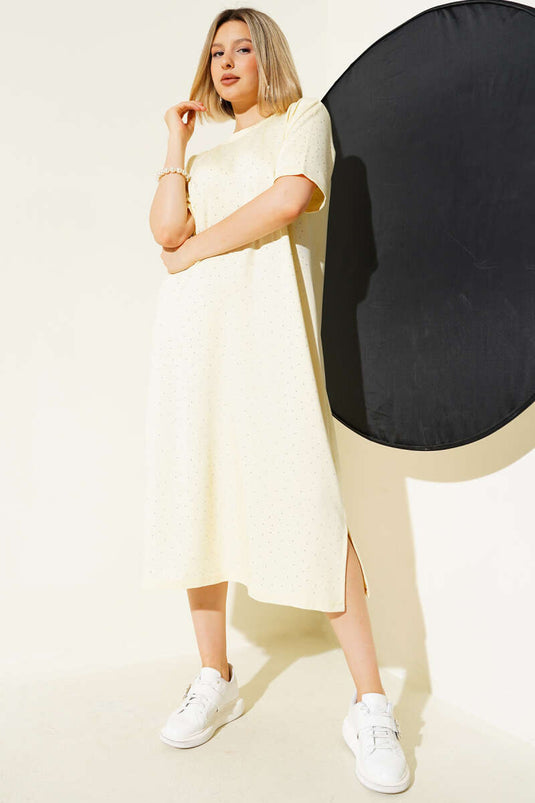 Robe midi jaune à pierres éparpillées