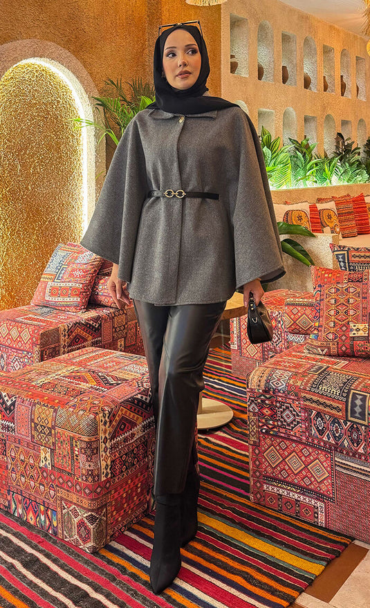 Seyyar  Kemerli Düğme Detaylı Tesettür Kaşe Panço Gri