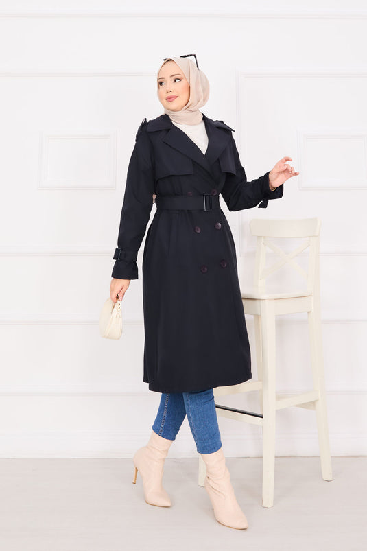 Trench dettagliato con bottoni mobili con cintura blu navy