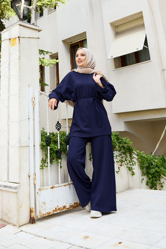 بدلة أويشو من قطعتين قابلة للإزالة بحزام باللون الأزرق الداكن