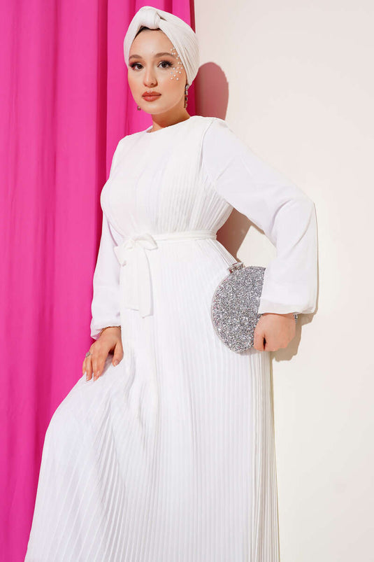 Robe en mousseline plissée blanche