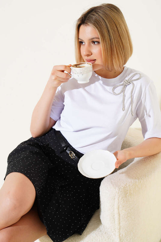 Simli Omuz Fiyonklu T-shirt Beyaz