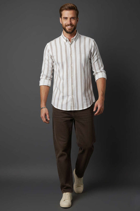 Chemise homme en lin rayée coupe ajustée couleur latte