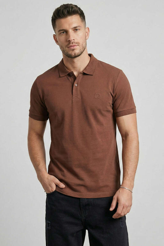 T-shirt homme slim fit à col boutonné, couleur café