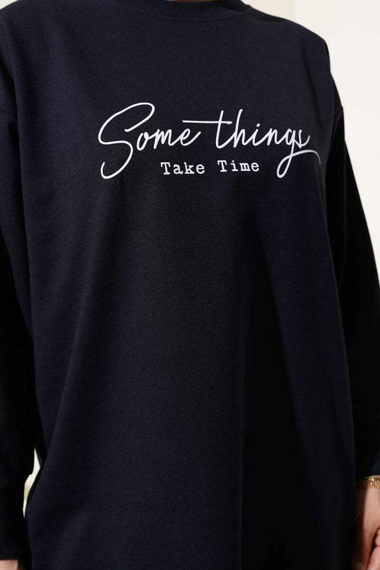 تونيك مطبوع عليه Something Two-string باللون الأزرق الداكن