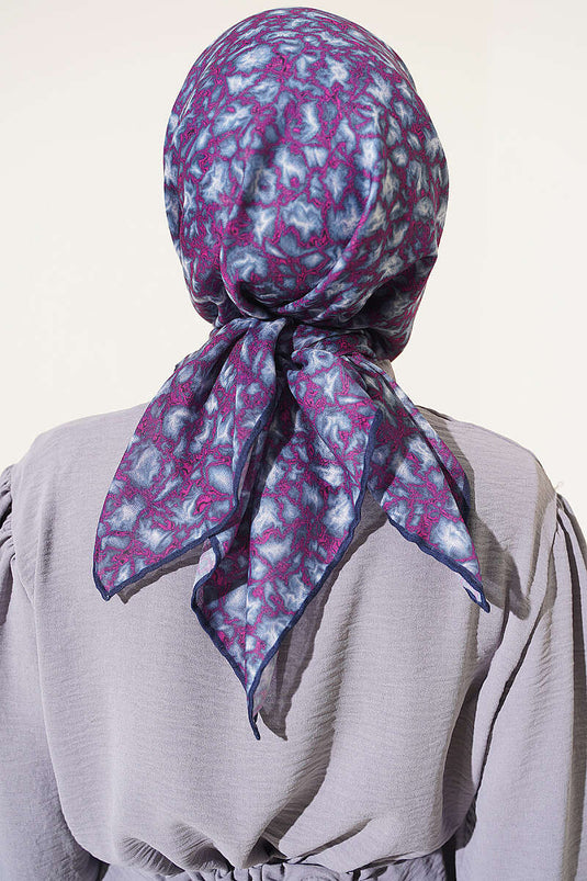 Autumn Breeze Lilac Shawl