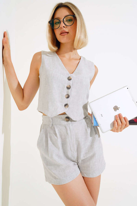 Ensemble en lin gris avec short