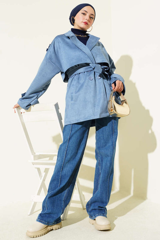 Trench-coat en daim avec cape et ceinture, bleu