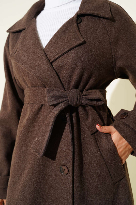 Tahta Düğmeli Kruvaze Yaka Kaşe Kaban Kahve