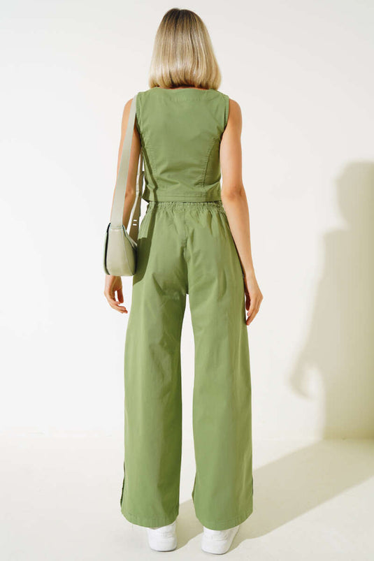 Two Piece Suit with Wooden Buttons and Vest in Green