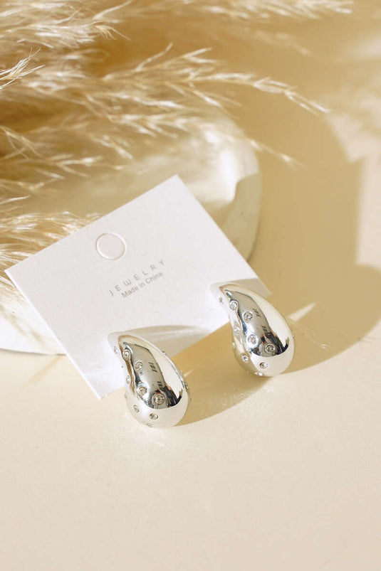 أقراط متدلية فضية بتفاصيل حجرية