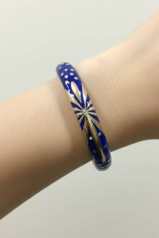 Taş Detaylı Kabartma Desen Kelepçe Bilezik Saks