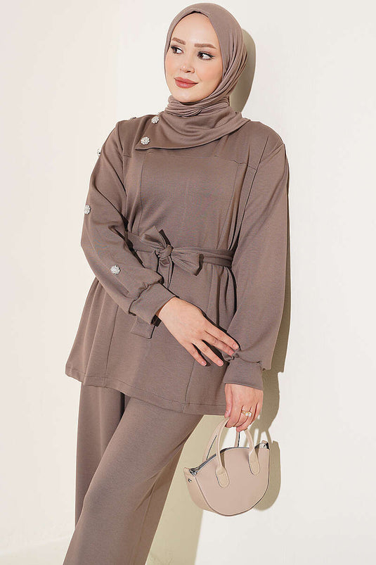 Tweedelige Set Met Versierde Knopen In Mink