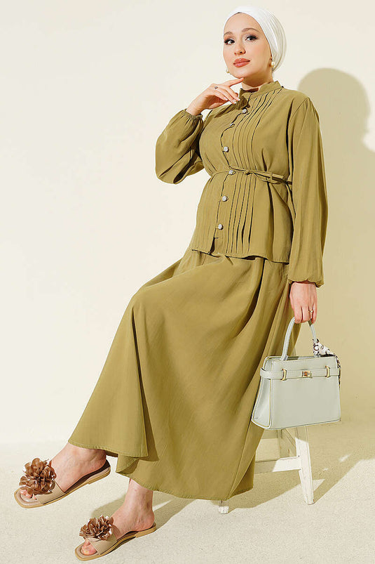Ensemble Modest Fashion Avec Jupe En Modal Nervurée Et Boutons Ornés De Pierres Vert