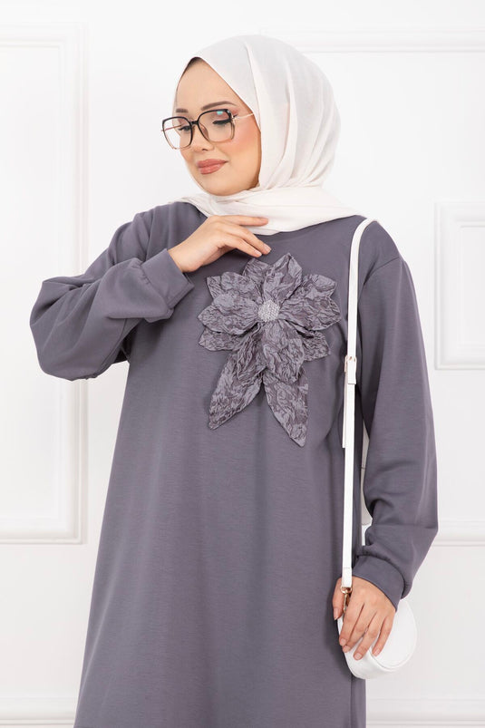 طقم تسيير محجبة مزخرف بنقش حجري وزهور باللون الرمادي