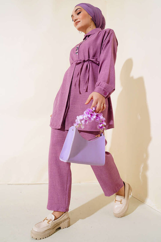 بدلة مزدوجة من الكتان المطرز بالحجر باللون الأرجواني