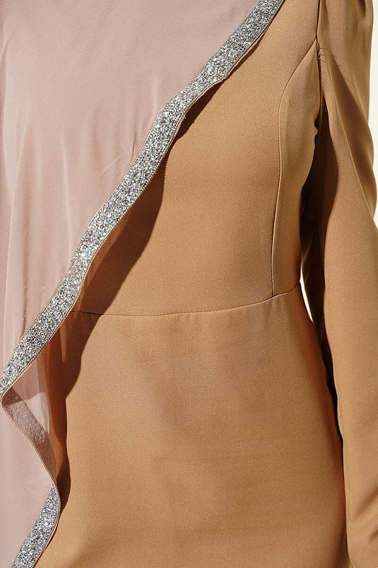 Abendkleid Mit Tüllcape Und Steinstreifen Latte