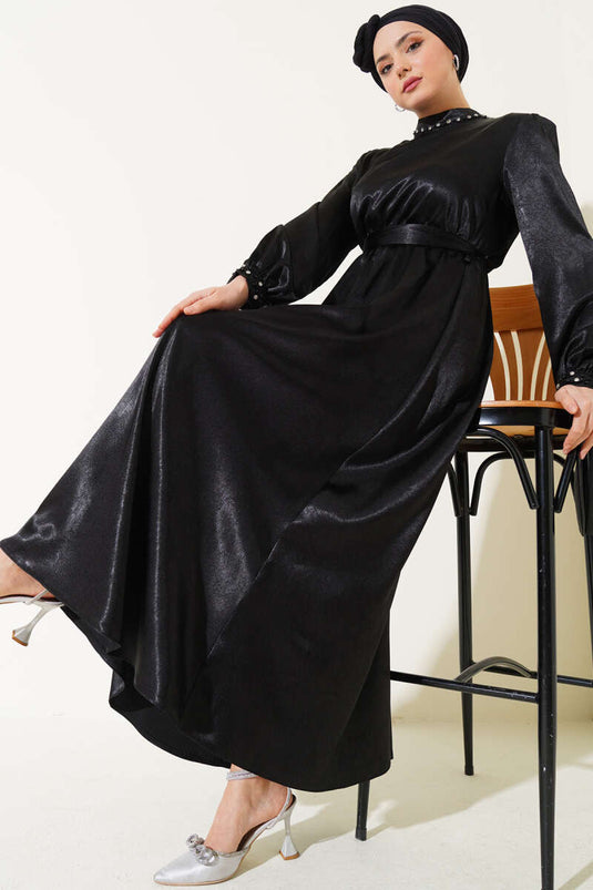 فستان جاكار مزين بالأحجار وحزام أسود