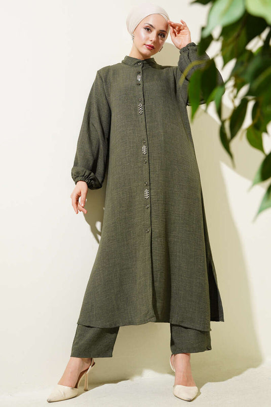 بدلة مكونة من قطعتين من التونيك الطويل المزين بالأحجار باللون الكاكي