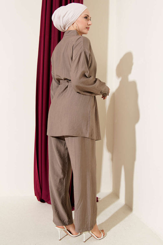 Ensemble tunique à ceinture avec pierre, deux pièces, couleur vison