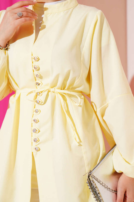 قميص تيريكوتون بأزرار من Stoned Brit باللون الأصفر