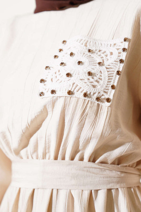 Taşlı Dantel Cepli Bel Lastikli Elbise Bej