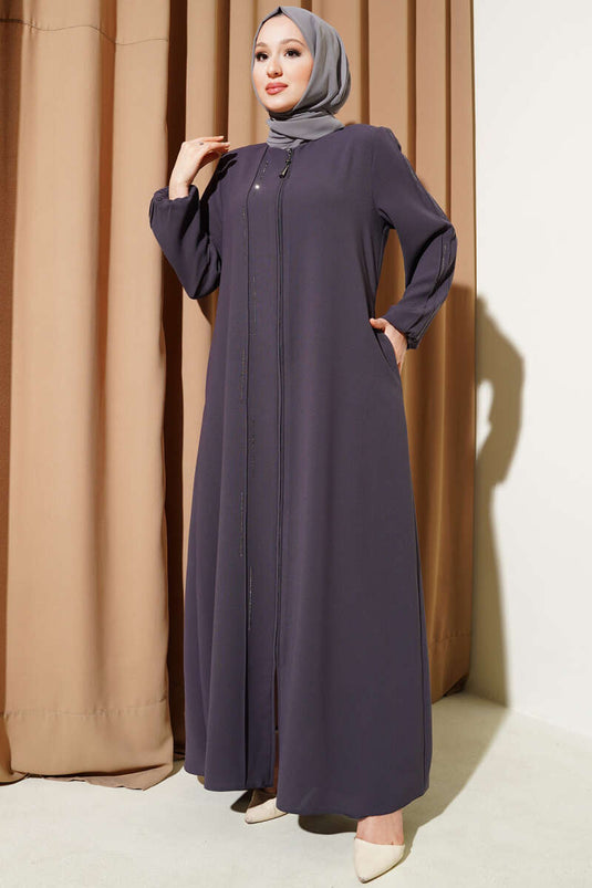 Abaya grande taille rembourrée avec épaules cousues en pierre de couleur fumée