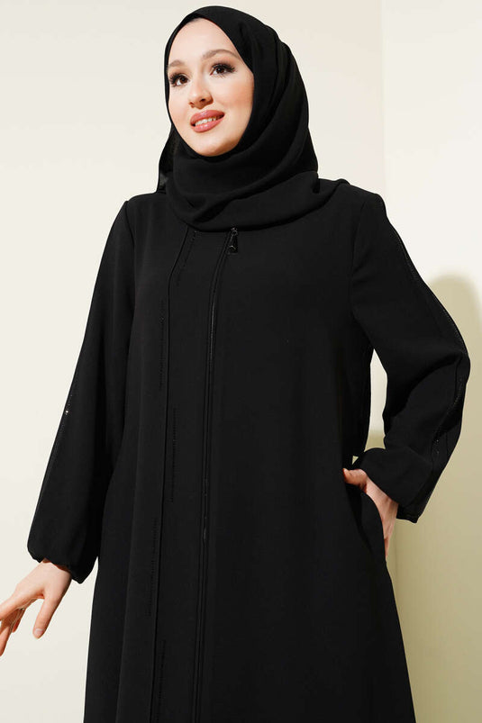 Abaya mit Schulterpolstern und Steinbesatz in Übergröße, Schwarz