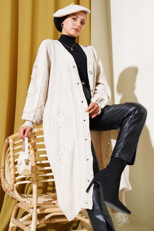 كارديجان محبوك بأزرار حجرية باللون البيج