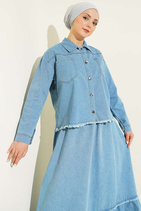 Ensemble deux pièces avec jupe en jean à détails pompons bleu clair