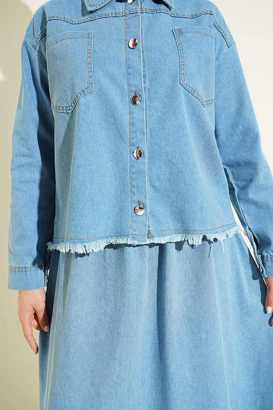 Ensemble deux pièces avec jupe en jean à détails pompons bleu clair
