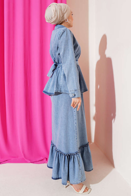 Ensemble salopette en jean bleu denim avec ceinture et poche unique