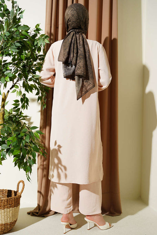 Ensemble décontracté deux pièces mini avec poche Tek et pierres, beige