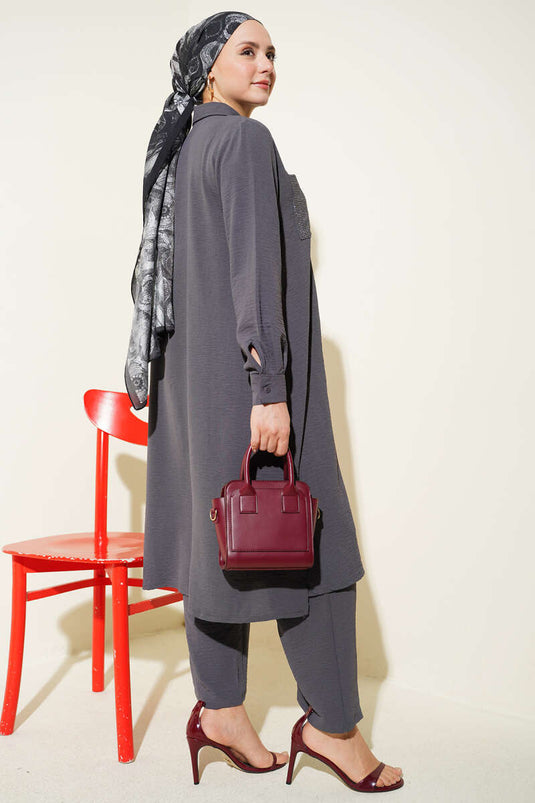 Completo doppio oversize mini con tasche e pietre, colore fumo