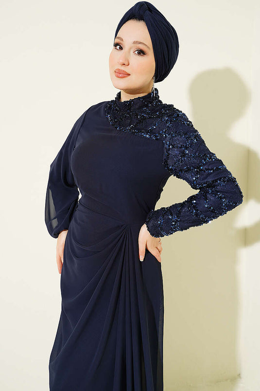 Robe de soirée à une manche avec détails en paillettes bleu marine